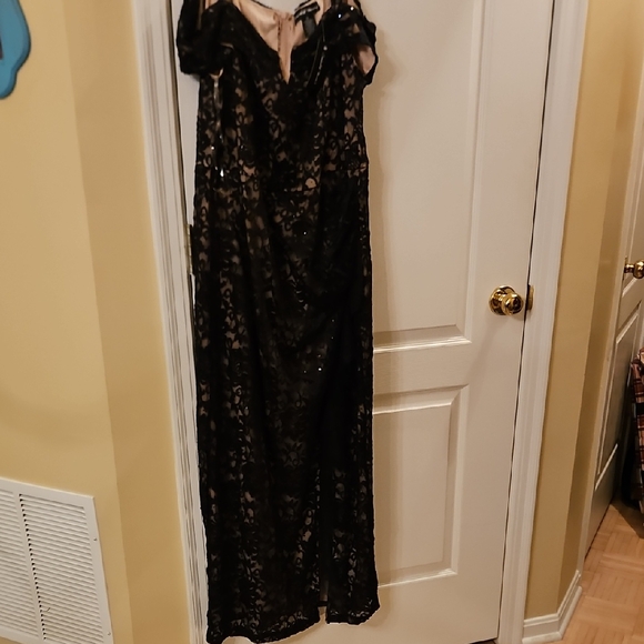 royal blue maxi dress with sleeves Flare Wrap in Size:US Size 16W collection : shopclassycleanchic Black High Neck Tank